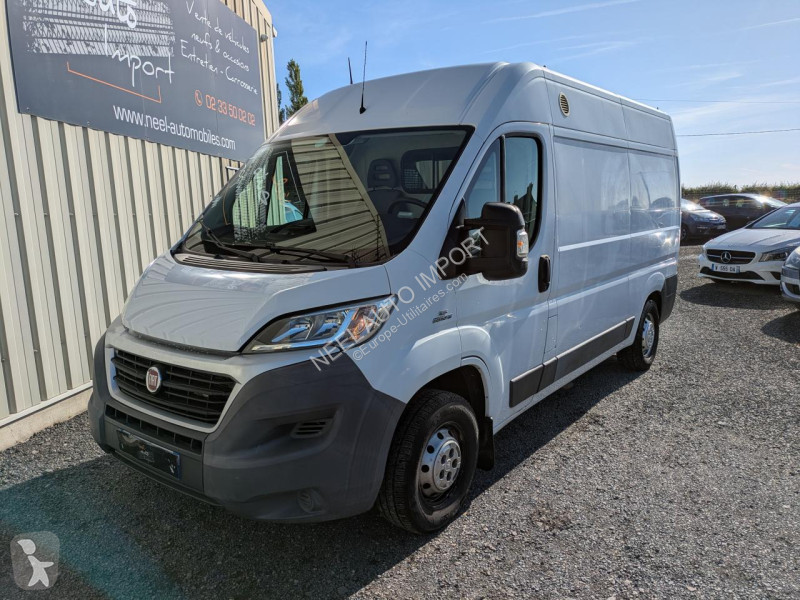 Véhicule utilitaire Fiat DUCATO L2H2 2.0 JTD...
