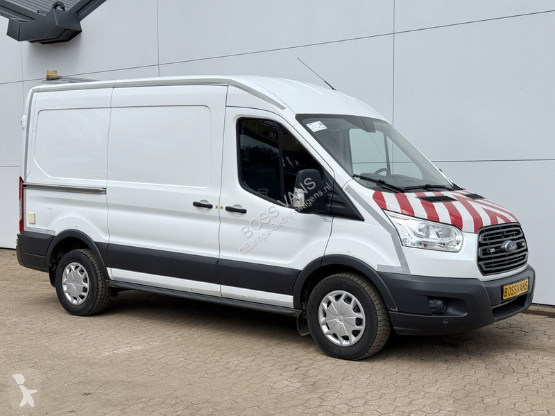 Véhicule utilitaire Ford 2.0 TDCI 130PK L2H2...