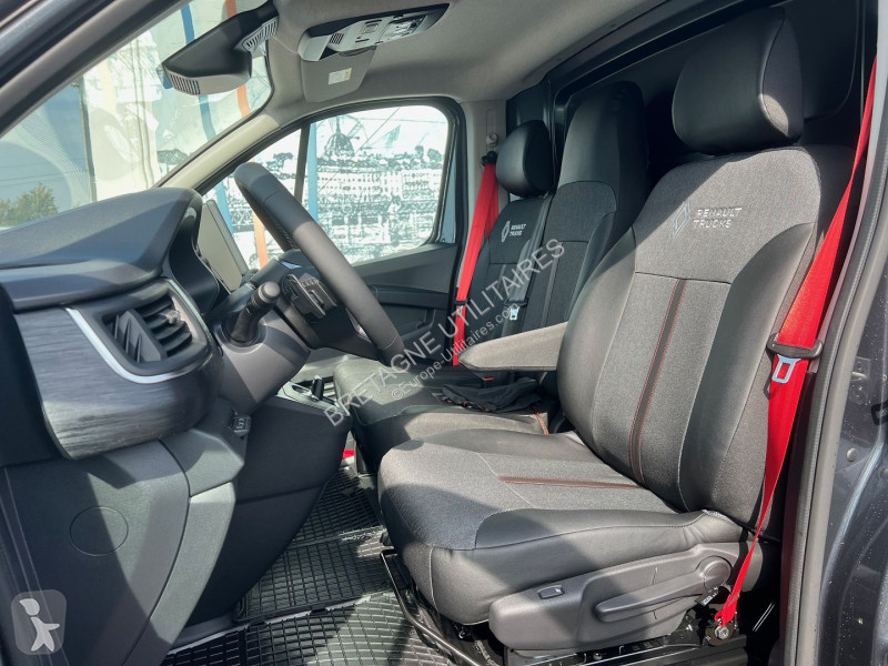 Véhicule utilitaire Renault TRAFIC III FG NEUF:...