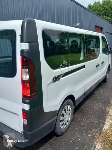 Véhicule utilitaire Nissan