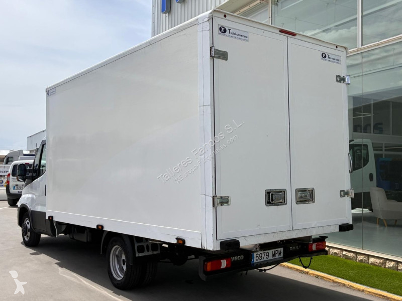 Furgoneta Iveco  35C16 20m3