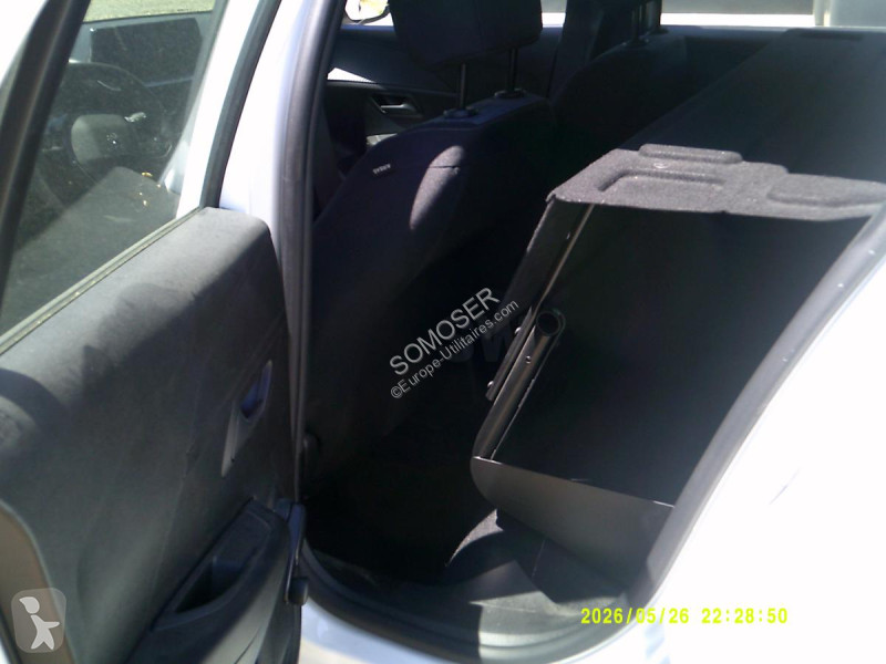 Furgoneta Peugeot 1.5L HDI 100CH