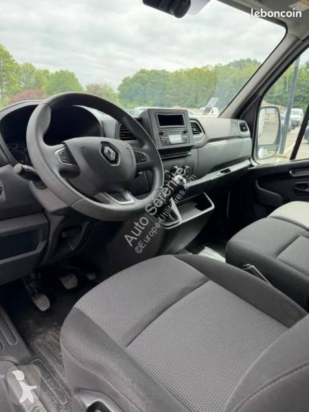 عربة نفعية Renault