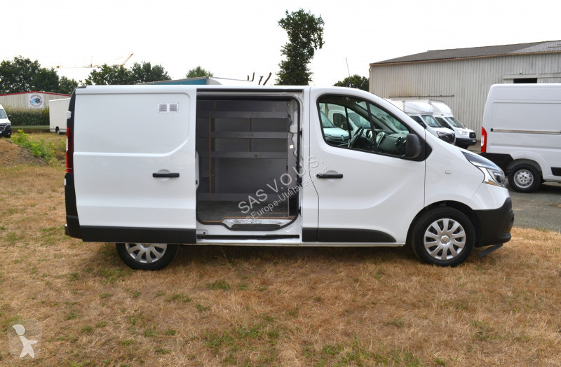 Furgoneta Renault RENAULT TRAFIC III FG L1H1...