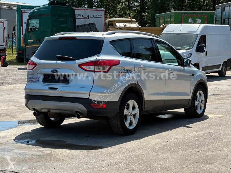 عربة نفعية Ford Sync Edition