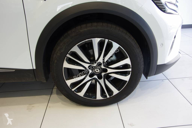 Samochód dostawczy Renault (2) Initiale Paris...