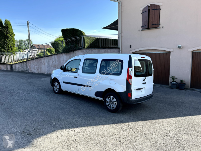 Véhicule utilitaire Renault Maxi Grand Volume...