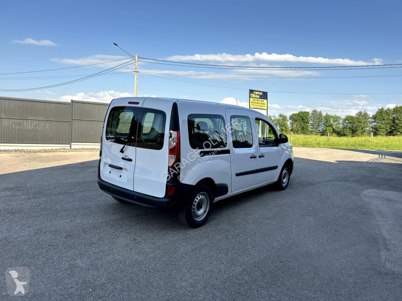 Véhicule utilitaire Renault Maxi Grand Volume...