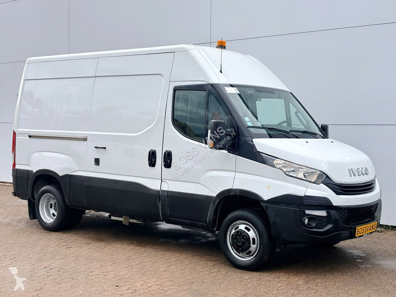 Furgoneta Iveco 35C14 2.3 L2H2 Dubbellucht...
