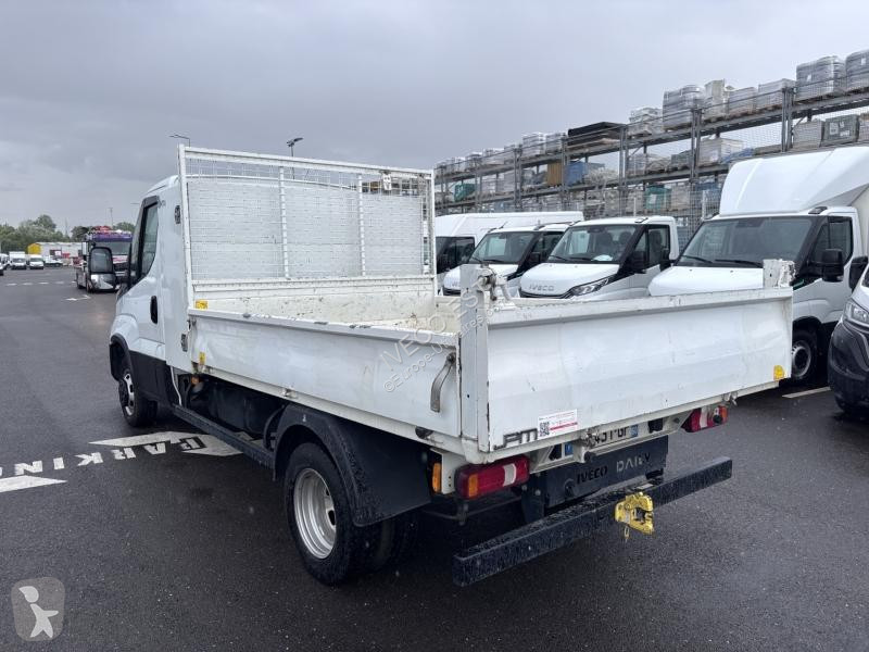 Véhicule utilitaire Iveco CCb 35C16H3.0 L -...