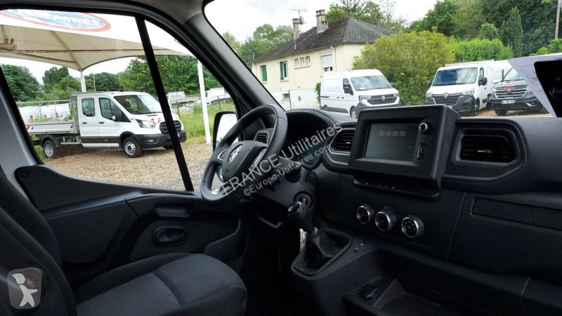 عربة نفعية Renault MASTER III FG 7 PLACES F3500...