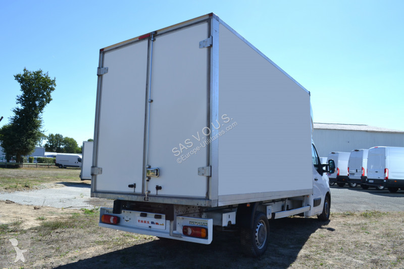 Véhicule utilitaire Renault RENAULT MASTER III...