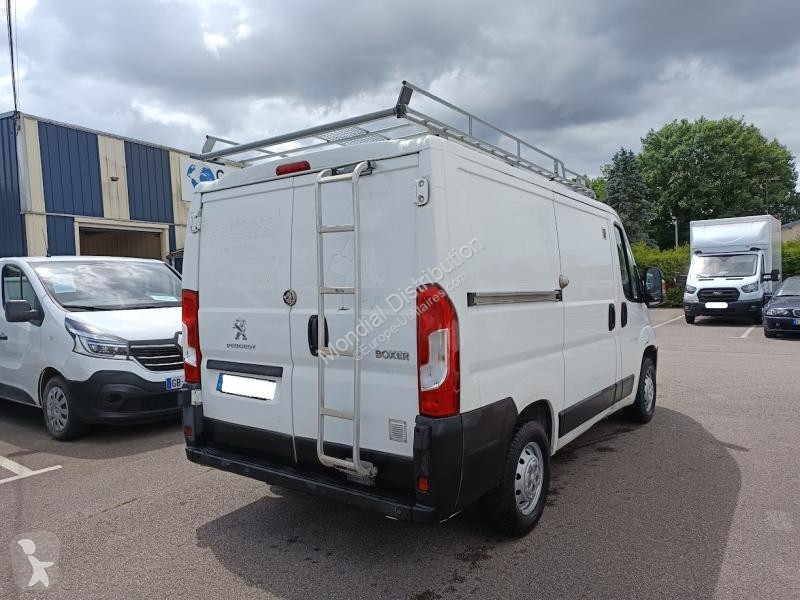 Véhicule utilitaire Peugeot