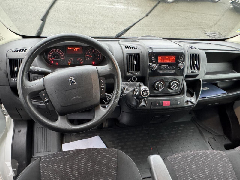 Peugeot  Transporter