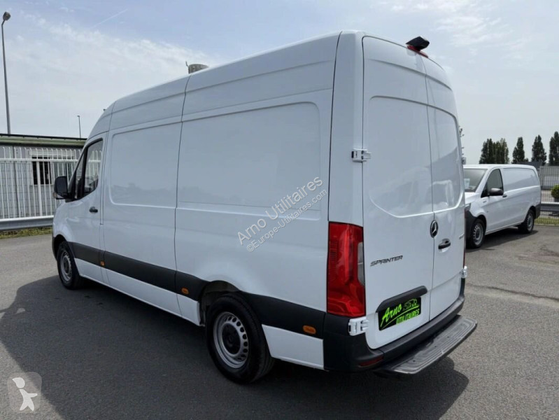 Véhicule utilitaire Mercedes