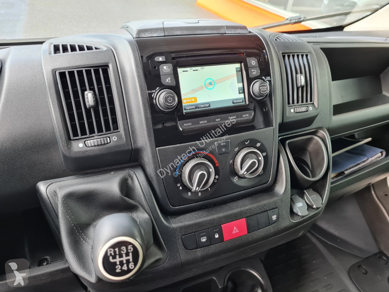 Furgoneta Peugeot BOXER FG 335 L2H2 2.0 BLUEHDI...