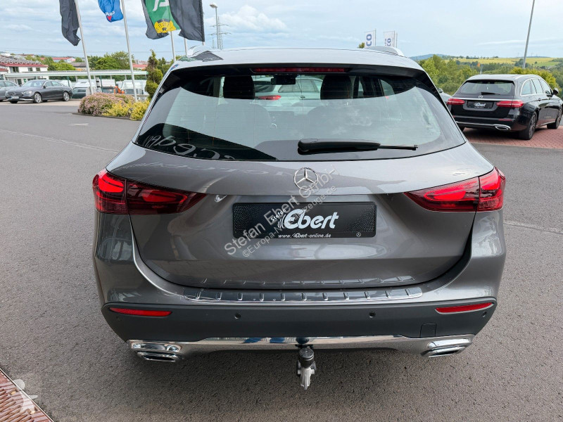 عربة نفعية Mercedes GLA  d Progressive...