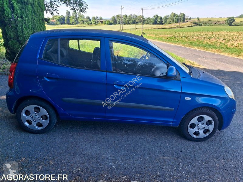 Véhicule utilitaire KIA PICANTO