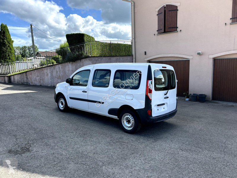 Véhicule utilitaire Renault Maxi Grand Volume...