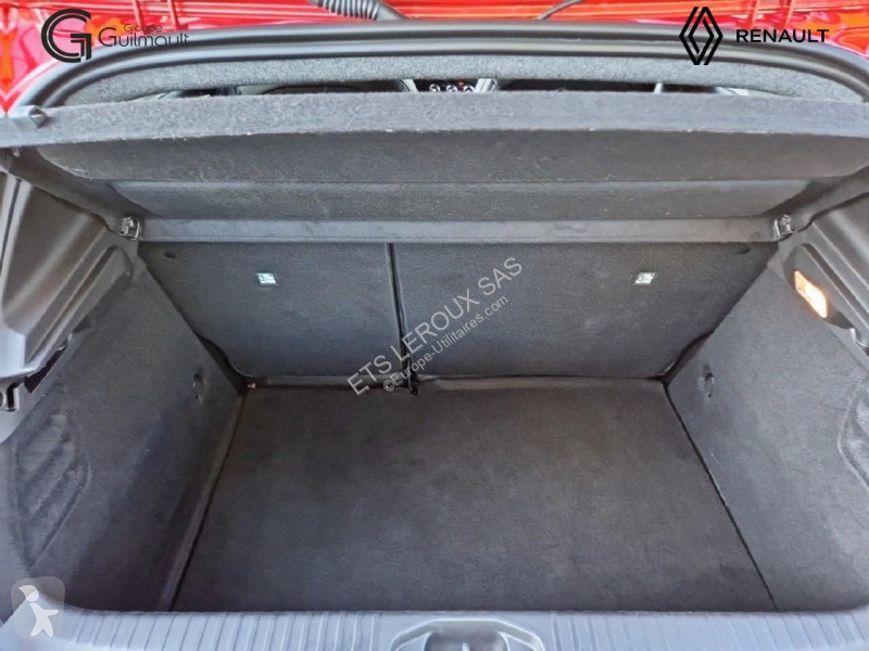Véhicule utilitaire Renault CLIO V