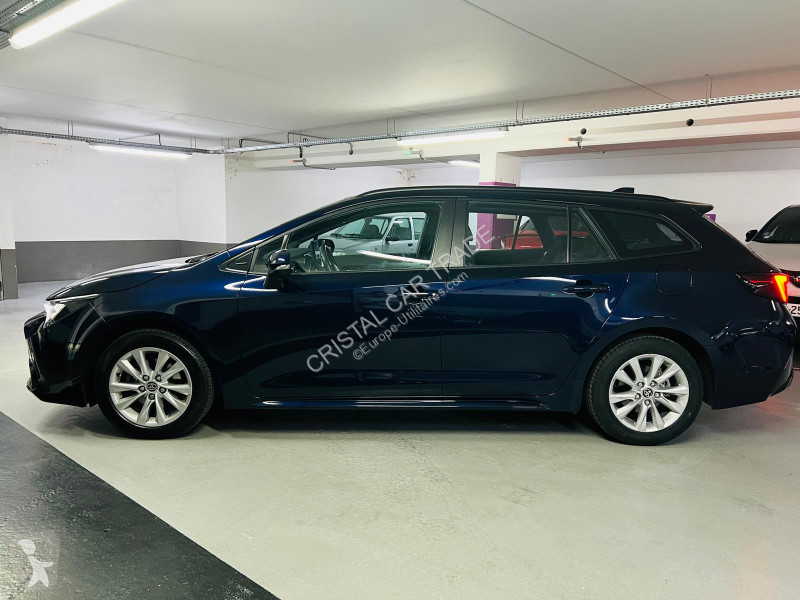 Samochód dostawczy Toyota COROLLA TOURING SPT...