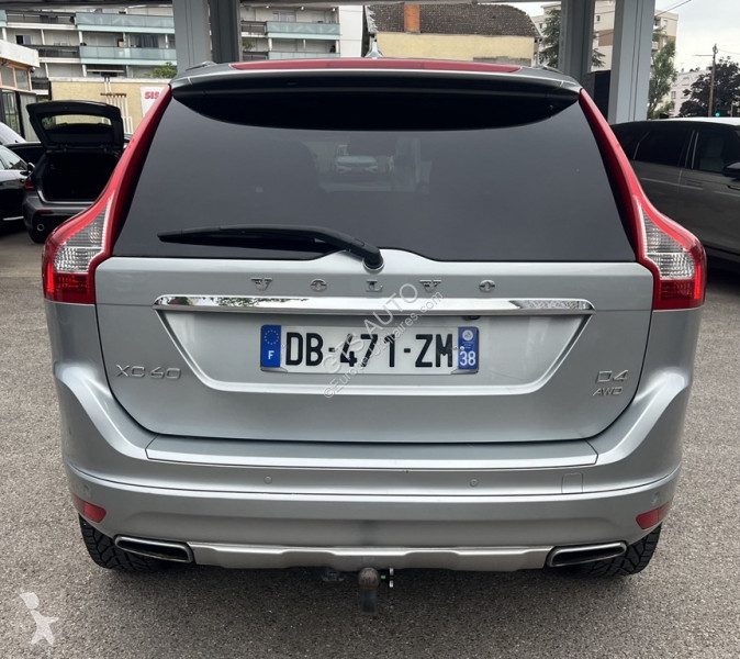 Samochód dostawczy Volvo D4 AWD 181CH MOMENTUM...