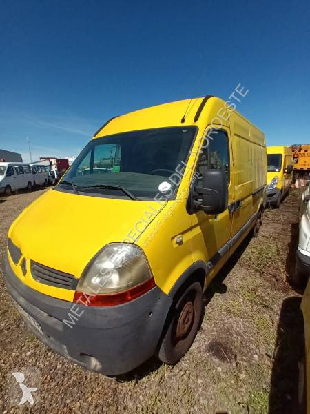 عربة نفعية Renault
