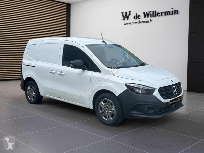 عربة نفعية Mercedes 110 CDI Fourgon PRO Standard
