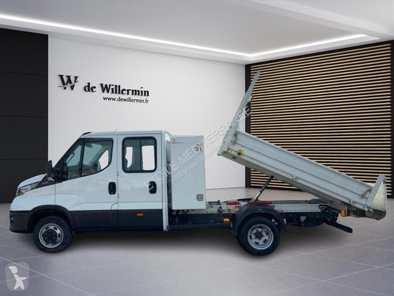 Véhicule utilitaire Iveco Châssis (2014->) DBLE...