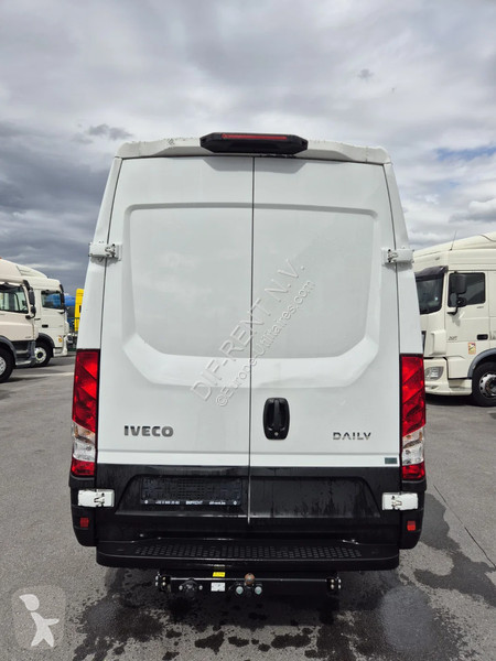 Iveco 35 S 14 Transporter