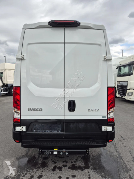Iveco 35 S 14 Transporter