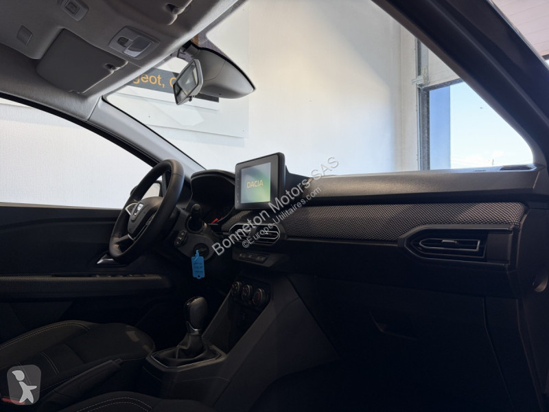 Samochód dostawczy Dacia (3) Expression TCe 90 CVT
