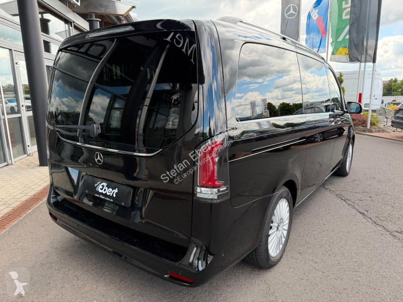 Furgoneta Mercedes V  d STYLE LED AHK2,5to...