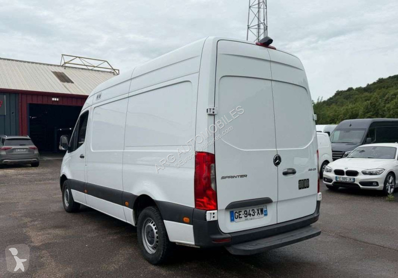 Véhicule utilitaire Mercedes