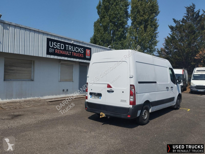 Samochód dostawczy Renault