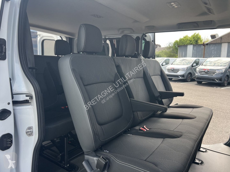 Samochód dostawczy Nissan PRIMASTAR COMBI...