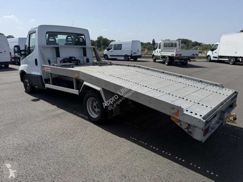 Véhicule utilitaire Iveco DAILY 35C16 3.0HPI...