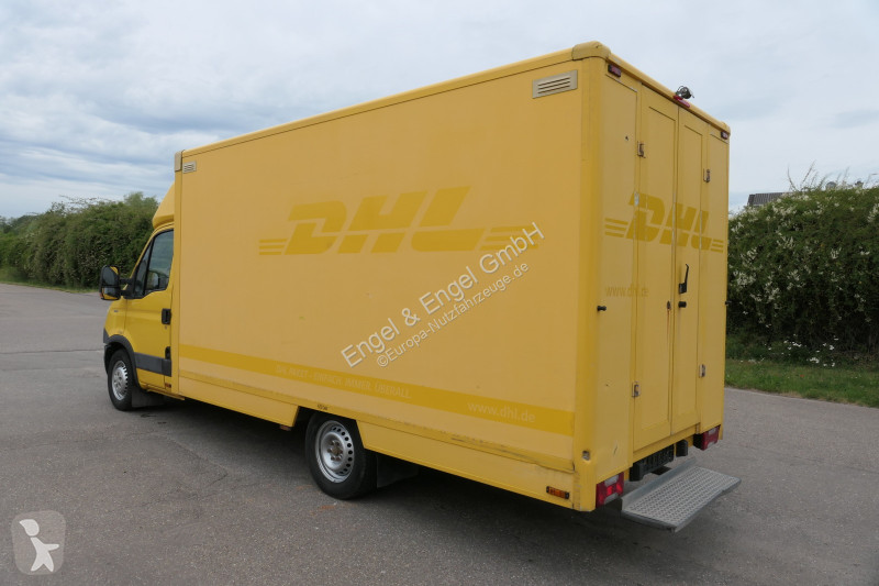 Iveco Daily 35 S11 C30C AUTOMATIK KAMERA Regale...