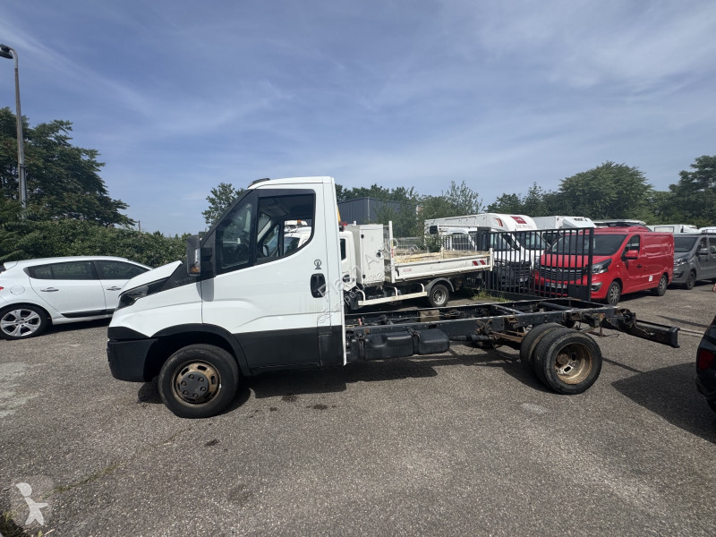 Furgoneta Iveco DAILY  35C17 CHASSIS EMPT 3.75M...