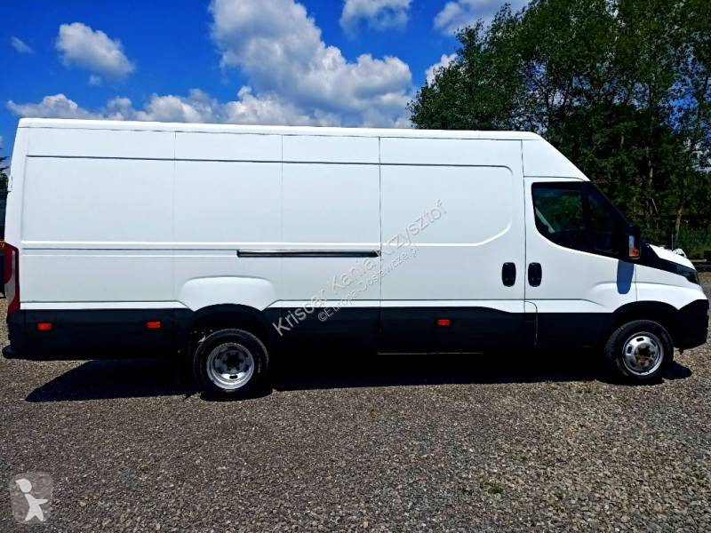 Лекотоварен автомобил Iveco