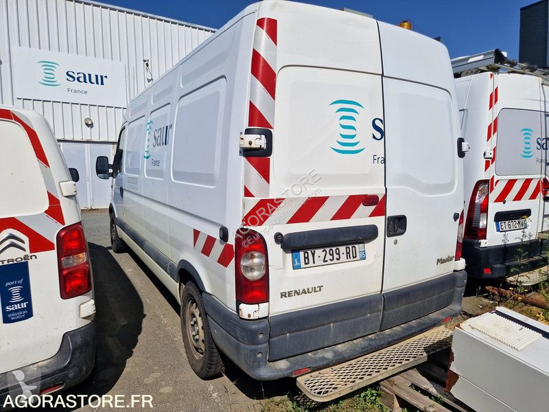 عربة نفعية Renault