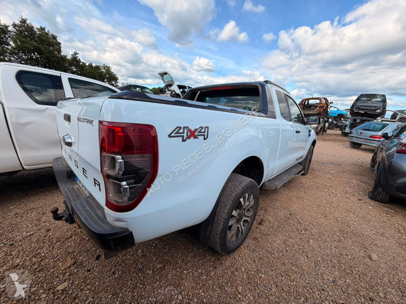 عربة نفعية Ford IV 3.2 TDCi 200 4X4 / EG370