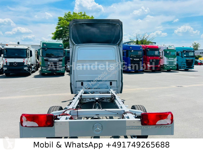 Véhicule utilitaire Mercedes 317 CDI extra lang...