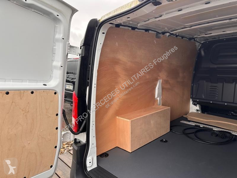 عربة نفعية Mercedes Vito Fg 112 116ch Long...