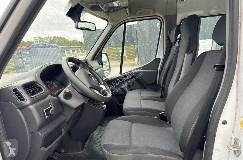 Furgoneta Renault L2H2 2.3 dCi 150 9PL 9 places