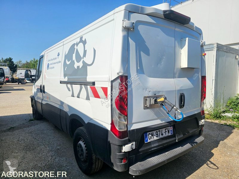 Комерційні автомобілі Iveco 35S14N