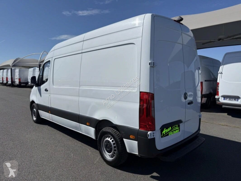 Véhicule utilitaire Mercedes