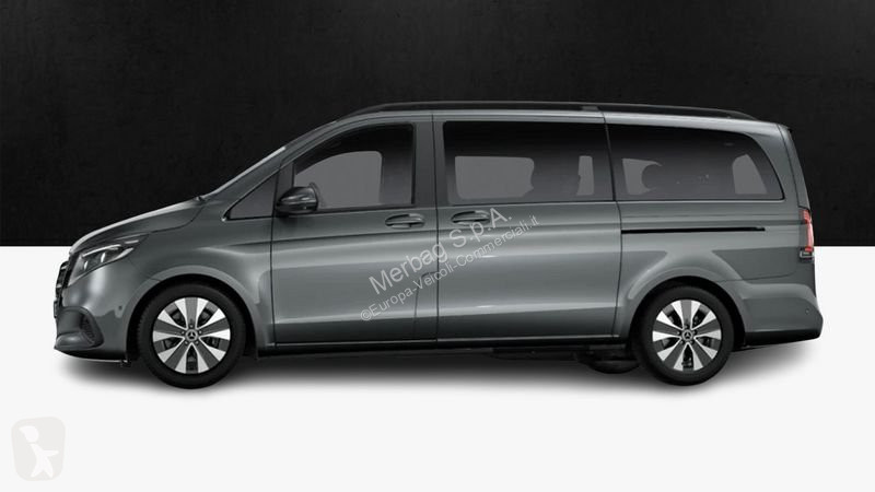 عربة نفعية Mercedes Long 220 d Style auto