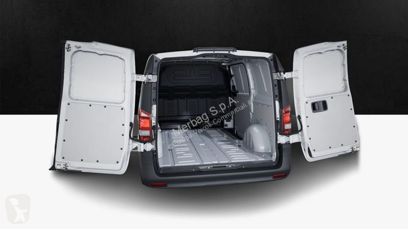عربة نفعية Mercedes Furgone PRO 114 CDI Long
