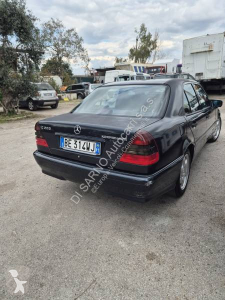 Furgoneta Mercedes